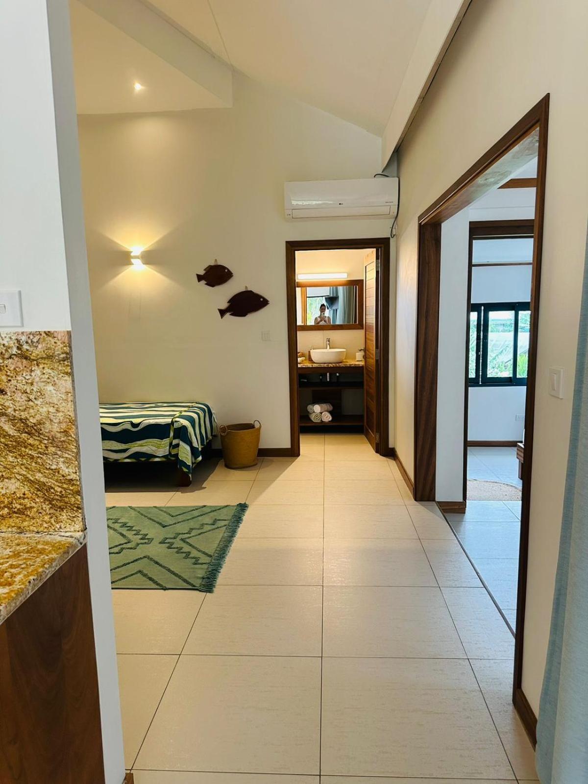 Lodoicea Apartments Bel Ombre Extérieur photo
